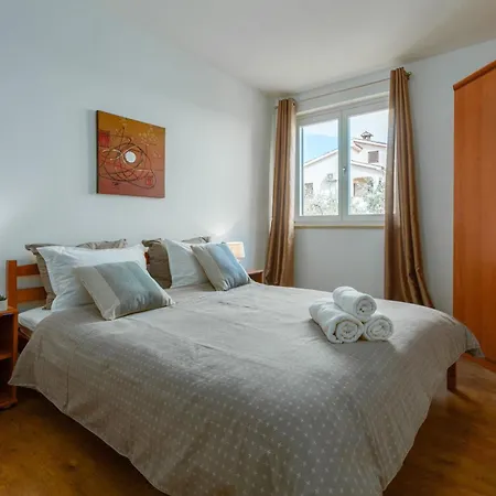 Adelia 2 Apartment *